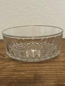 Vintage French Pressed Glass Dessert Bowl – Made in France – 5”