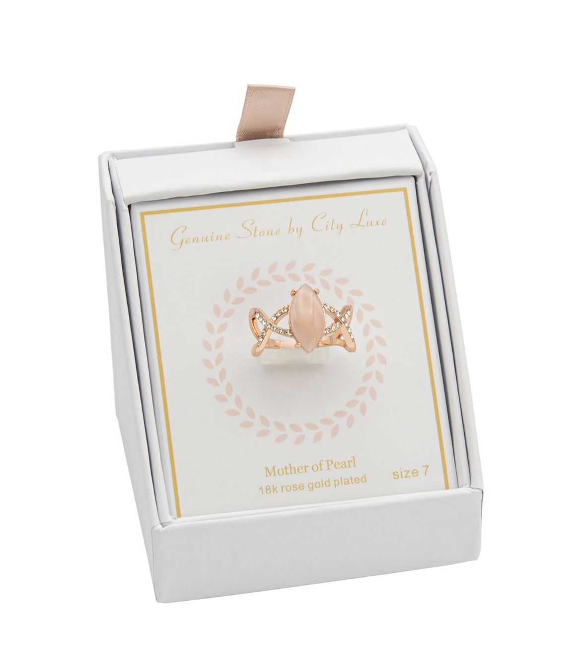  Size 7 / Upgrade your jewelry collection today with this effortlessly chic rose gold ring!