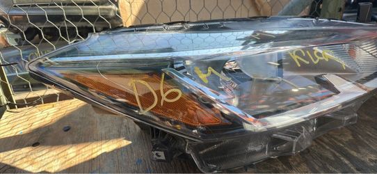 2021 2024 Nissan kick headlight  right side