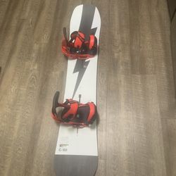 Burton Custom Snowboard With Brand New Burton Bindings 