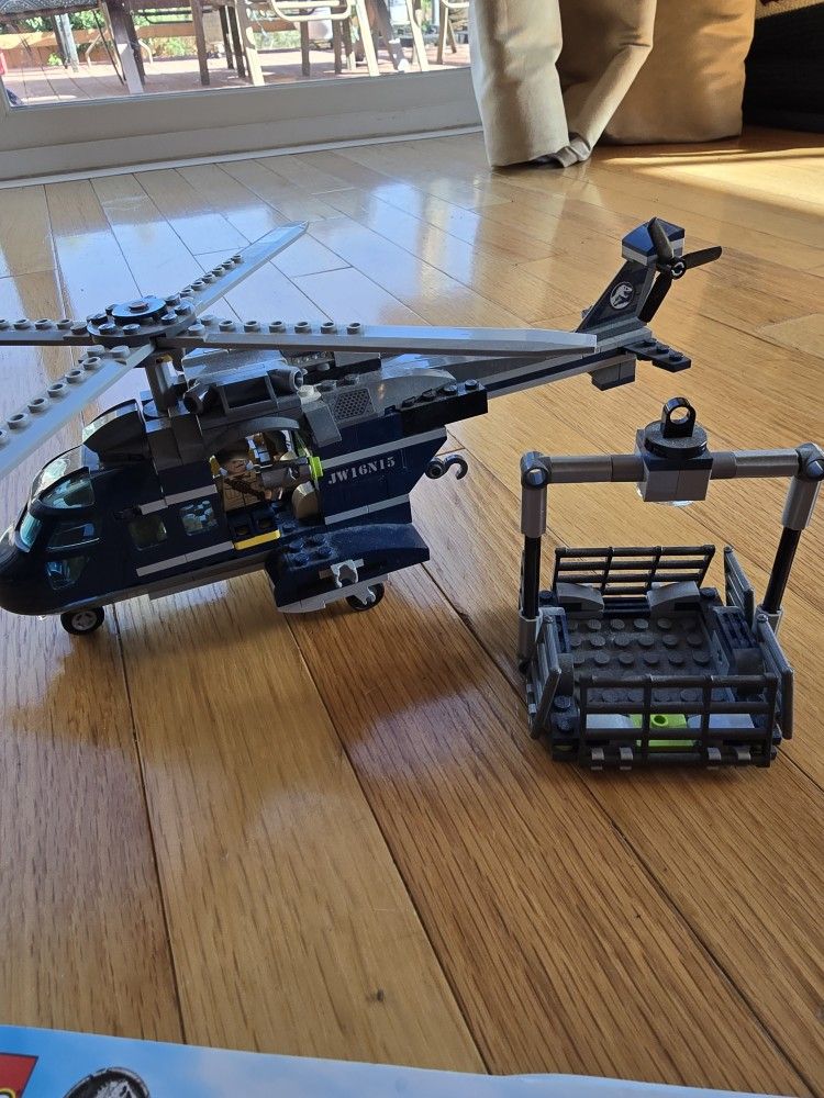 Lego 75928 Jurassic World Helicopter Pursuit