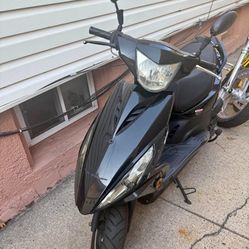 Moped 125cc