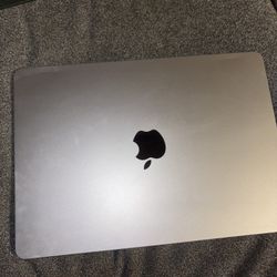 MacBook Aire 2022 Used 3 Times 