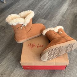 Style & Co Tiny 2 Chestnut Woman’s Boots