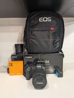 Canon EOS R8 Mirrorless Camera Bundle