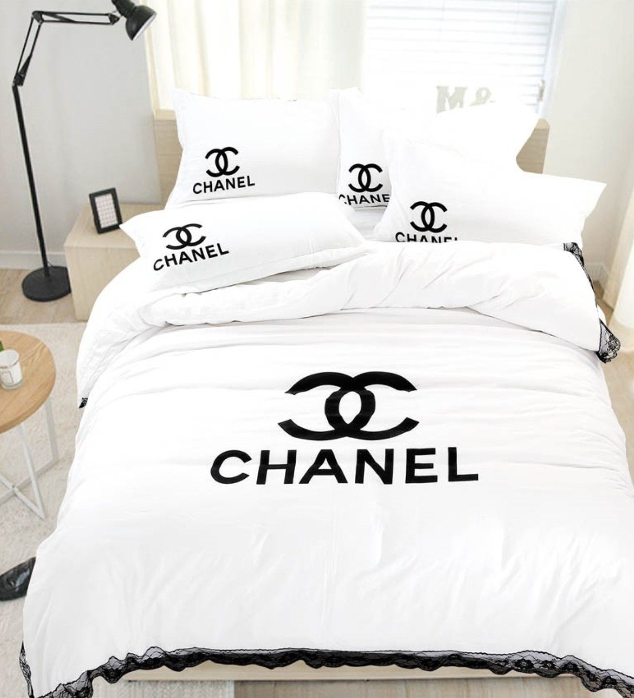CHANEL Bedding Set (QUEEN)