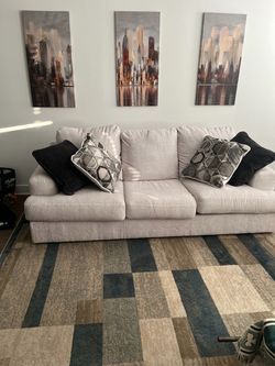 Couch like new
