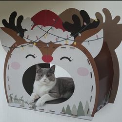 New! Cat Scratcher "Reindeer" Scratching Playhouse