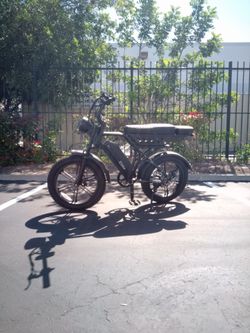 R9 Moped style E-Bike (black)