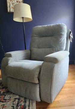 Flexsteel Recliner Like New GLIDES AND SWIVELS