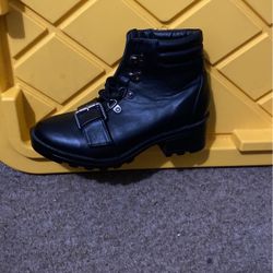Black Boots