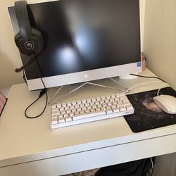 Windows 11 HP pc monitor