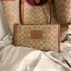 Restored Day Tote In Signature Canvas