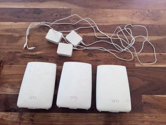 Netgear Orbi AC3000 Mesh WiFi - RBR50 Router + 2 RBS50 Satellites