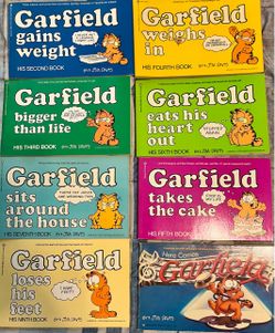 8 Garfield soft cover books 1980’s