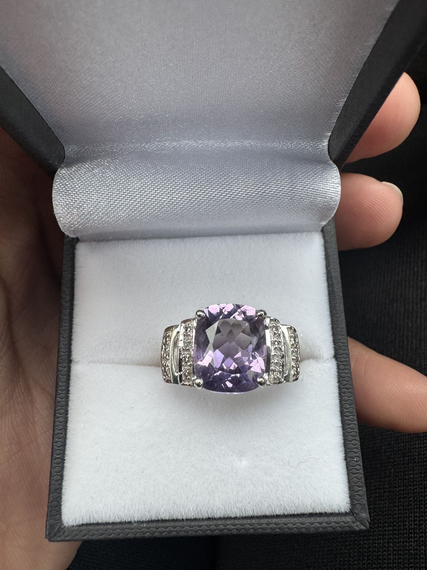 Silver / Purple Diamond Stoned Ring