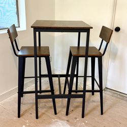 Brand New Bar Table Set