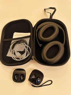 Raycon Fitness Bluetooth Wireless Earbuds And Fogeek Wireless Headphones Like New For Sale!