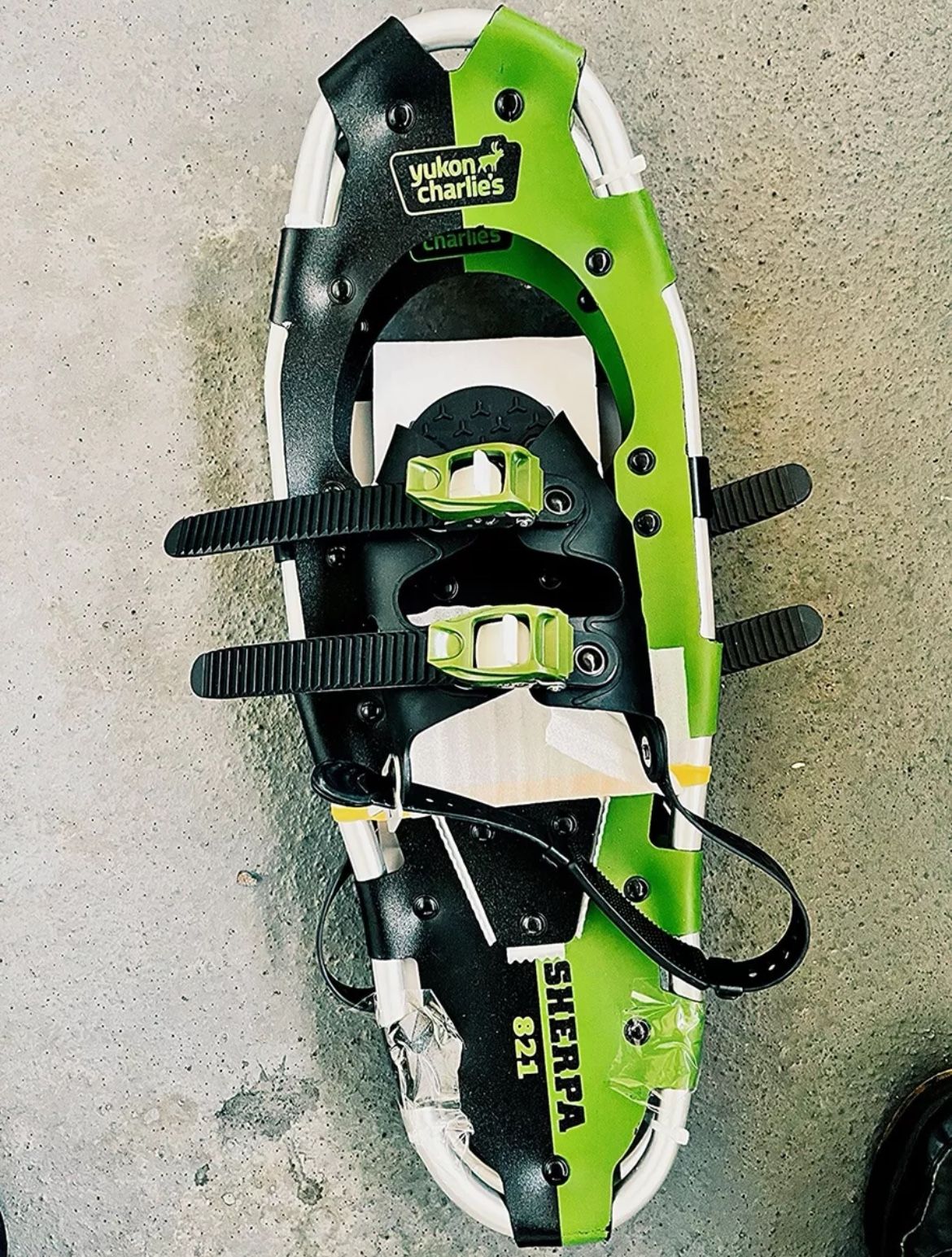 Yukon Charlie's Sherpa 821 Snowshoes – Brand New, Never Used
