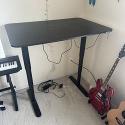 Adjustable Standing Desk 