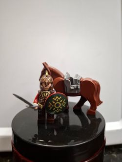 LEGO The Lord of the Rings Mini figure w/ Horse  9471 King Theoden Mint