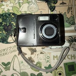 Kodak EasyShare C340 Digital Camera – For Parts or Repair