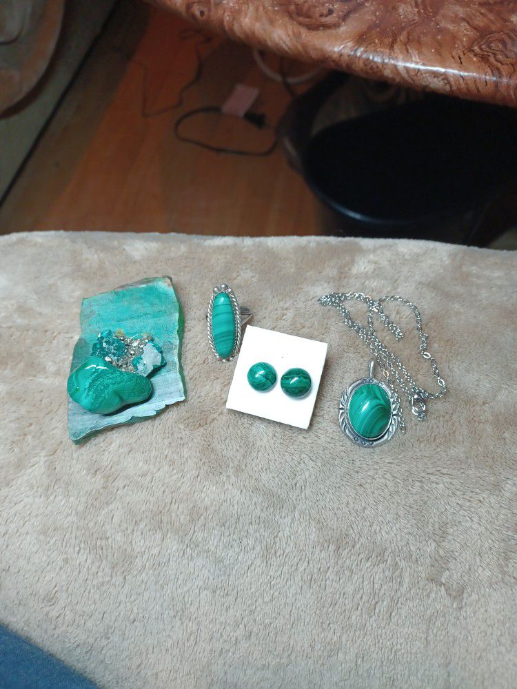 MALICITE SET RING SZ6,EARRINGS, NECKLACE  N SLAB OF REAL MALICITE ROCK .