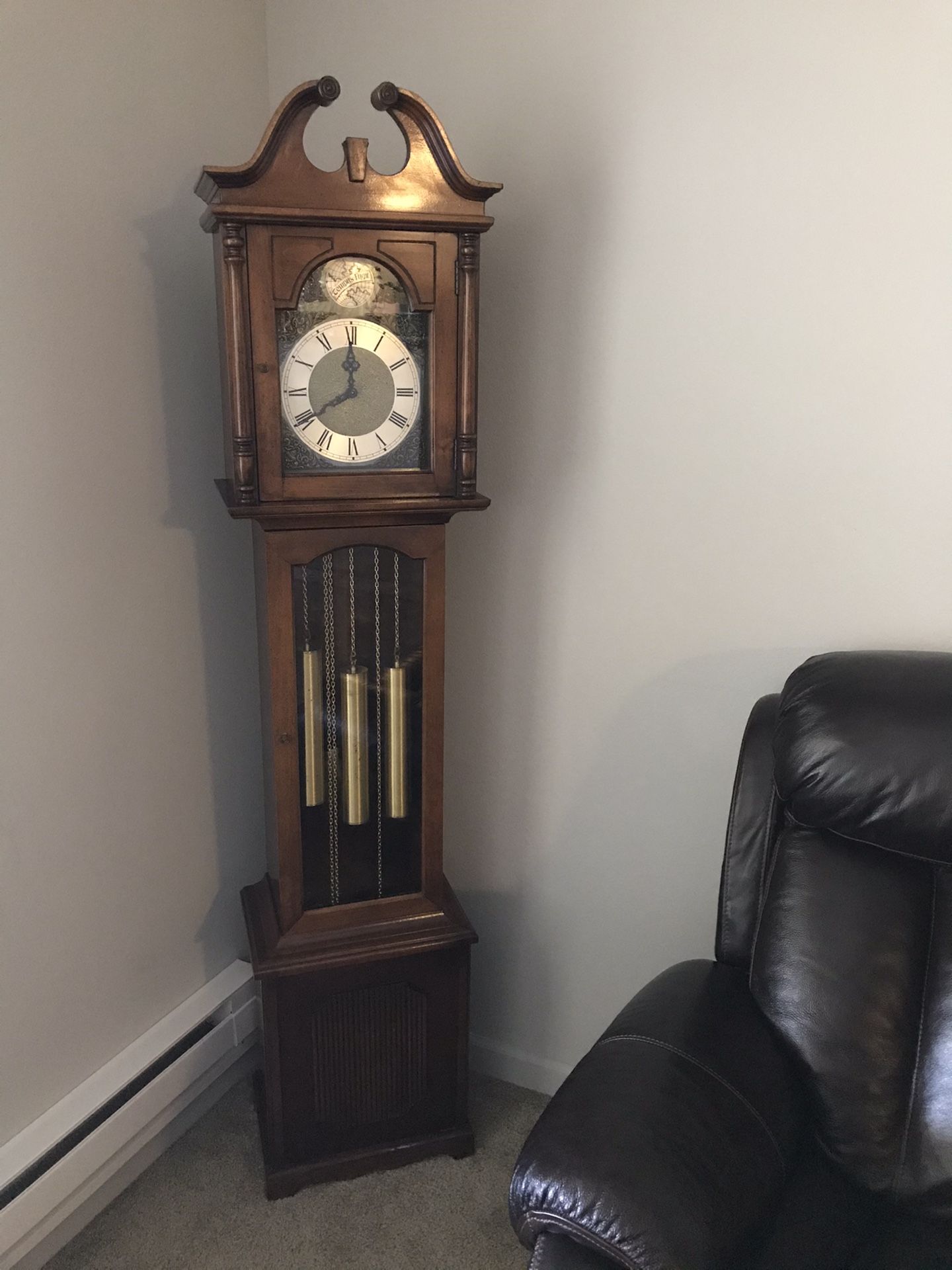 Grand father’s clock made from western Germany