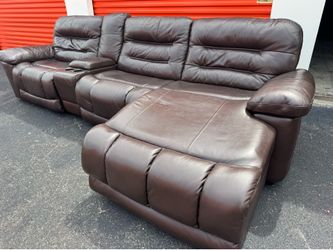 FREE DELIVERY (read description) Sectional Sofa Couch