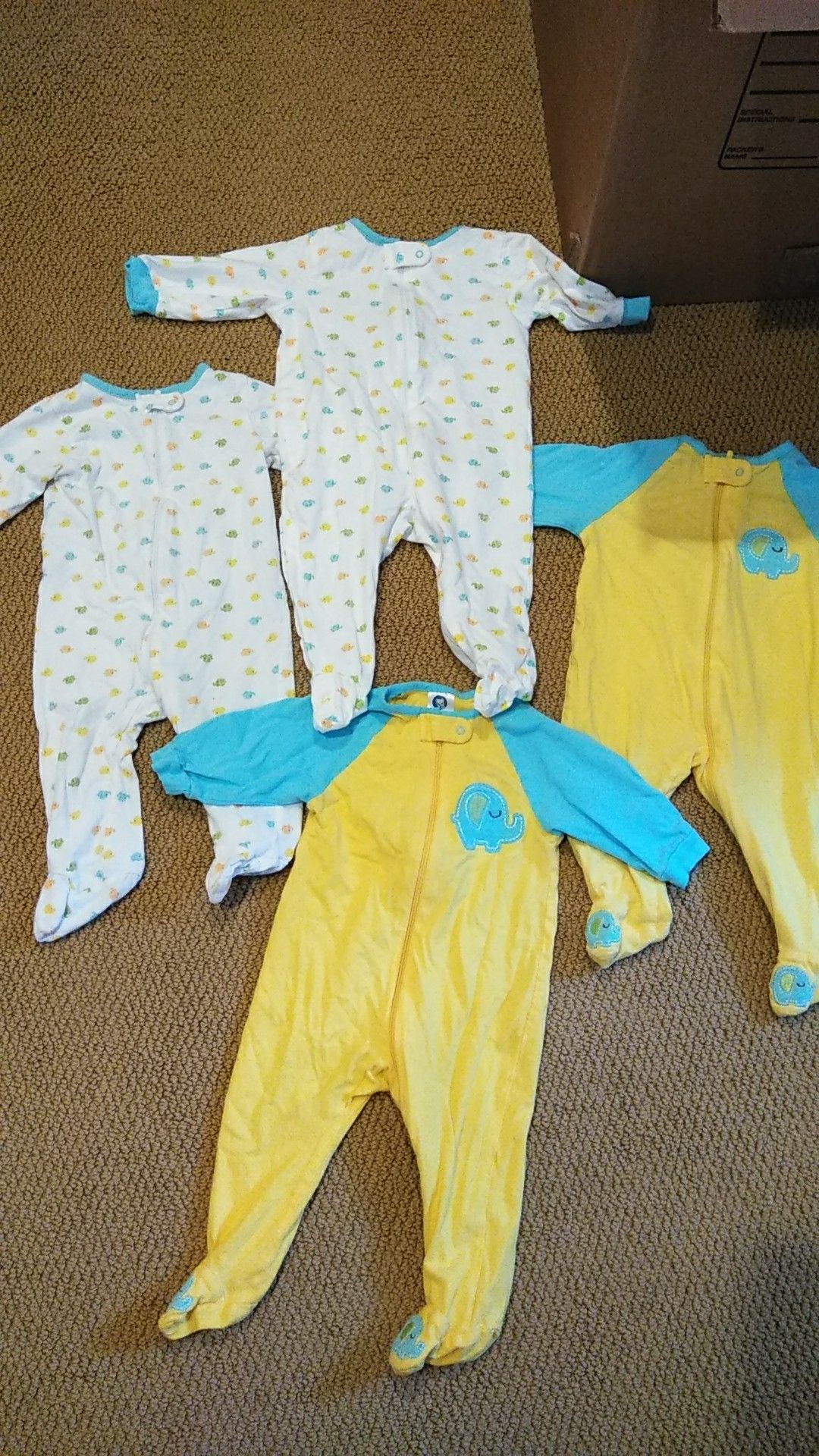 Gerber onesies 3-6 mo