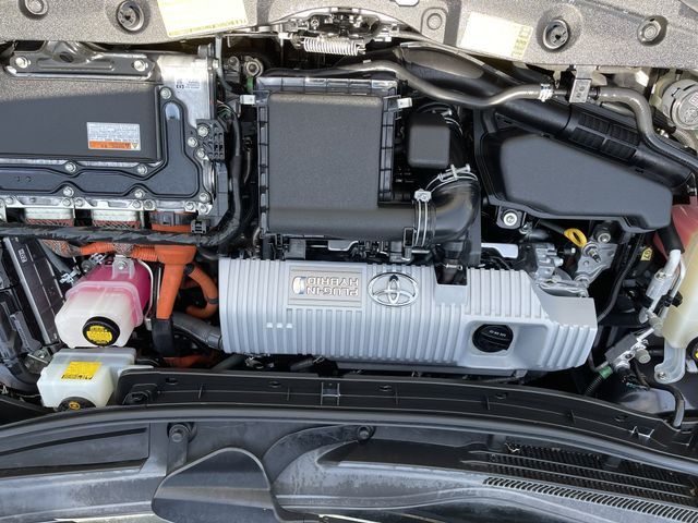 2014 Toyota Prius Plug-in Hybrid