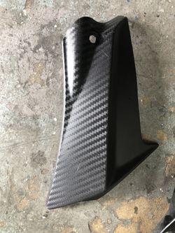 2016 Suzuki Gsxr 750 side middle panel
