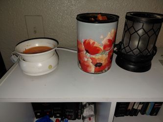 Candle warmers and wax