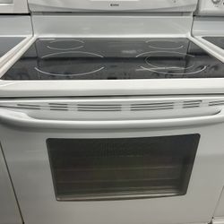 Self Clean White Glass Top Stove