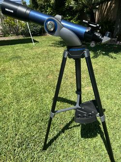 Meade 20099 StarNavigator 102mm Refractor Telescope with AudioStar