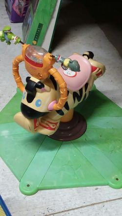 Fisher price bounce, twist zebra with sounds