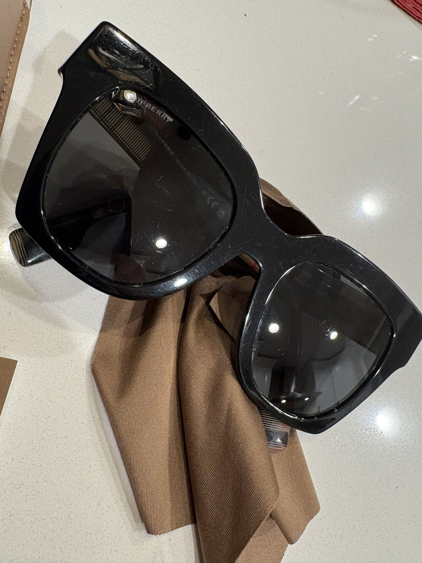 Burberry Sunglasses 