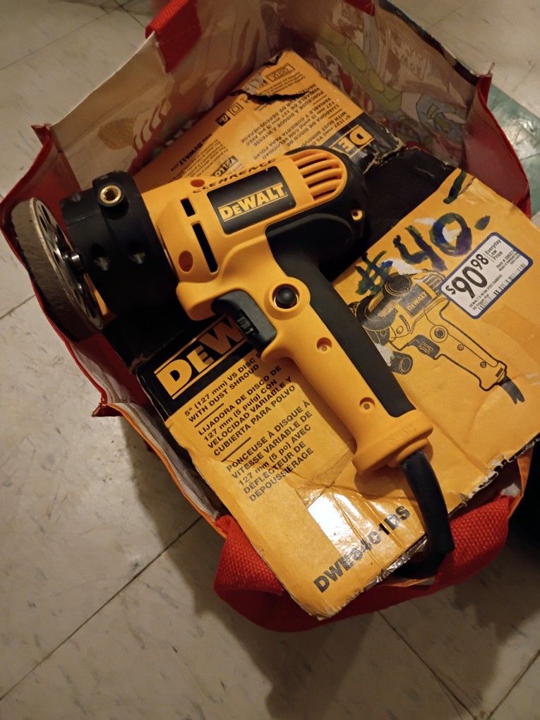 DeWalt Car Buffer