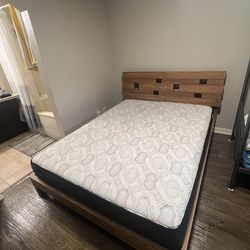 Queen size bed