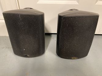 Pair of outdoor speakers: Paradigm Stylus 150