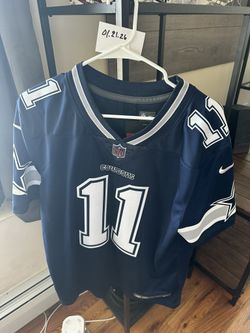 Micah Parsons Autographed Cowboys Jersey With COA