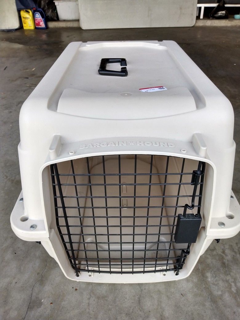 DOG KENNEL FOR SALE
