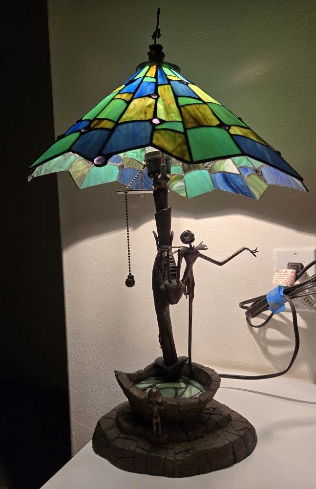 The Nightmare Before Christmas Tiffany Lamp Jack Skellington Figurine Light-up Town Square Fountain Collectible Statue