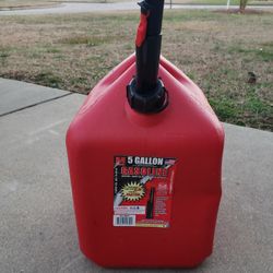 5 GALLON GAS CAN