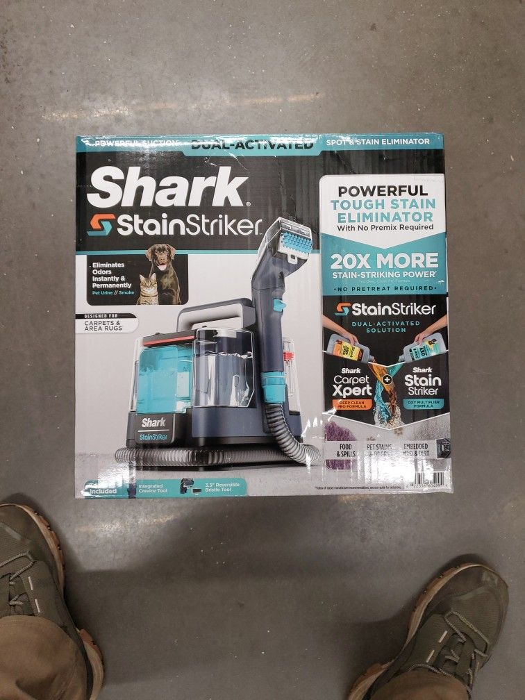 Shark Stain Striker Vac. Pet