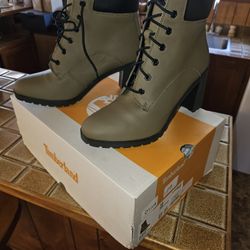 Timberland Women's Boots Size 10M