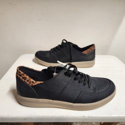 Women's Shoes,  NEW 