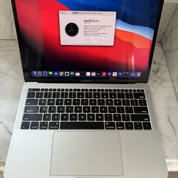 2017 Macbook Pro 13 Inch - Liquid Damaged Screen Still Works Good