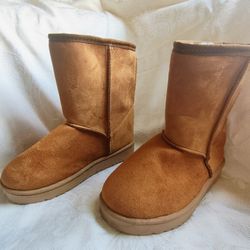 Slippers/Boots 