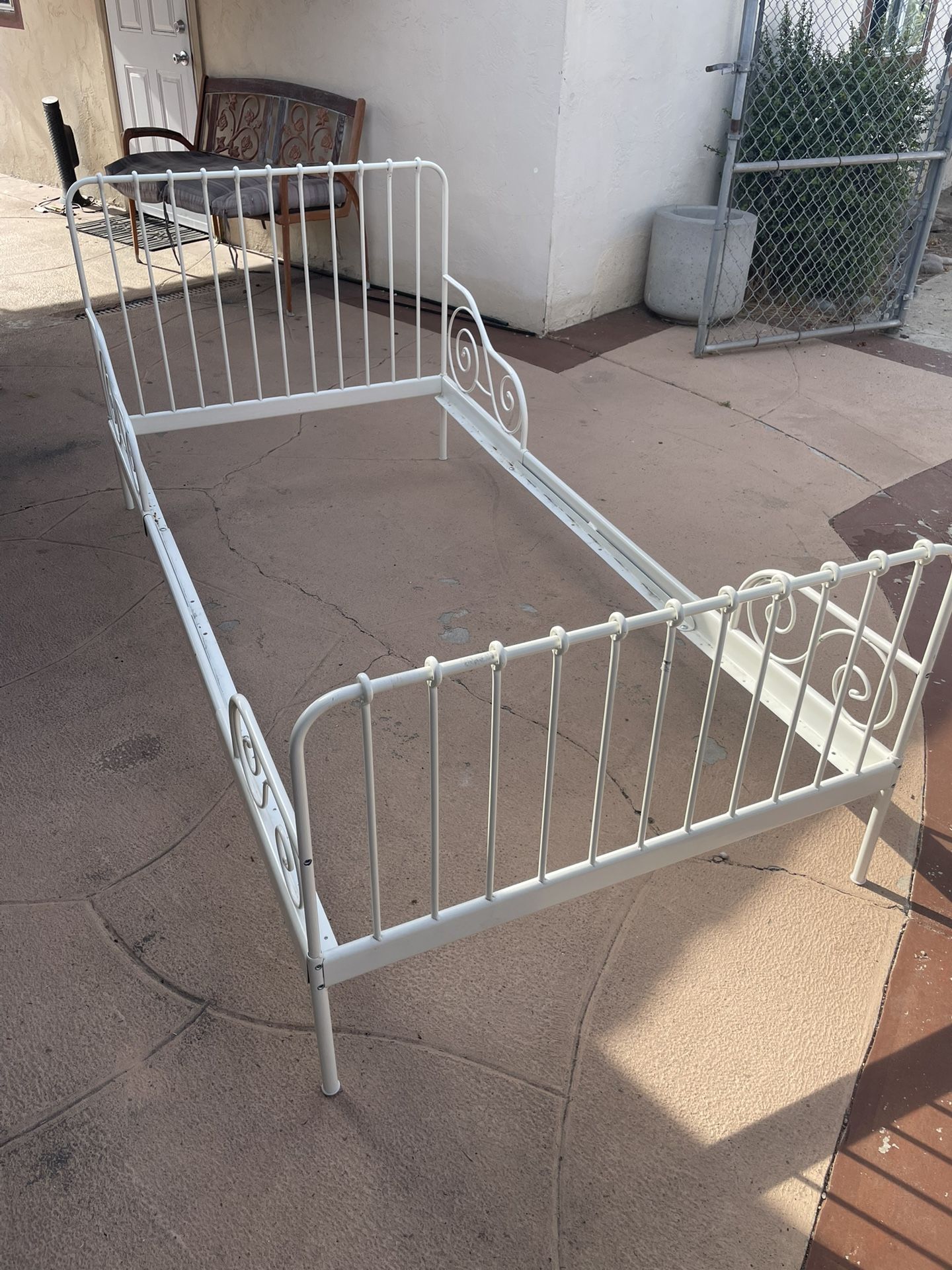 White Metal Twin Bed Frame